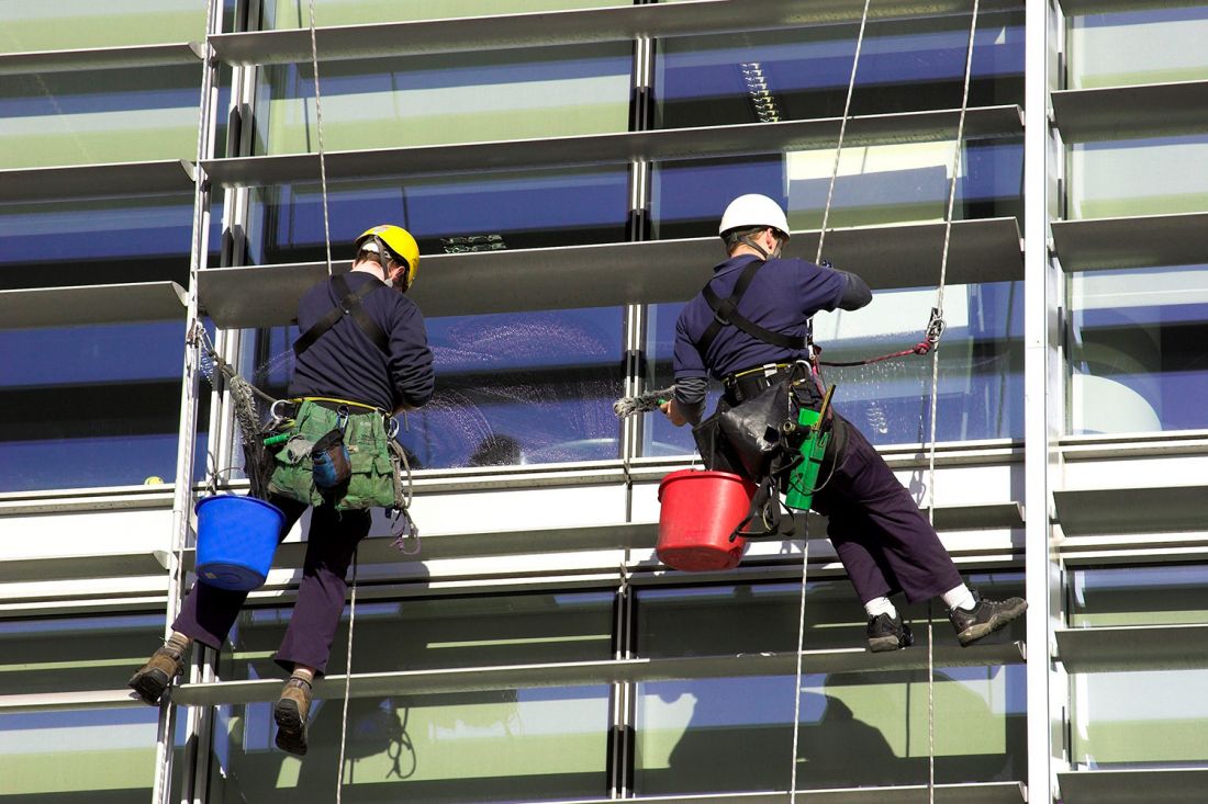 Limpieza de exterior de oficinas